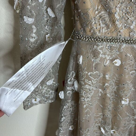 Mac Duggal FLORAL EMBELLISHED LACE A-LINE COCKTAIL DRESS size 4 - Picture 13 of 15